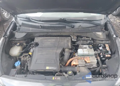 2018 Kia Niro Ex from USA, damaged, VIN KNDCC3LC3J5145596